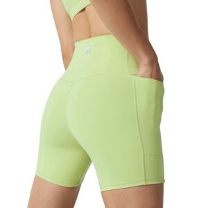 Vuori All The Feels 6” Short - M